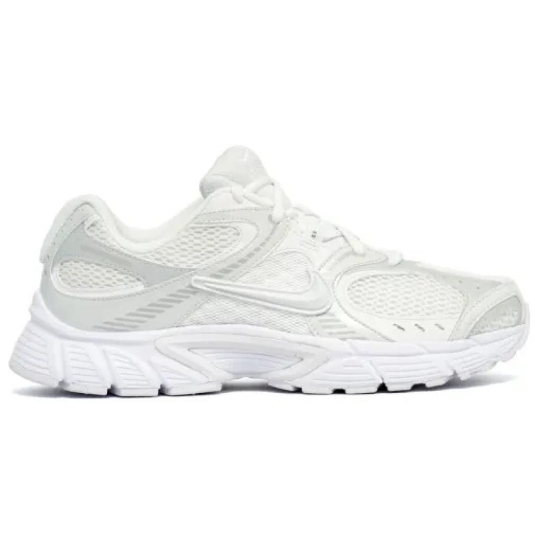 NIKE Bele Patike V5 RNR