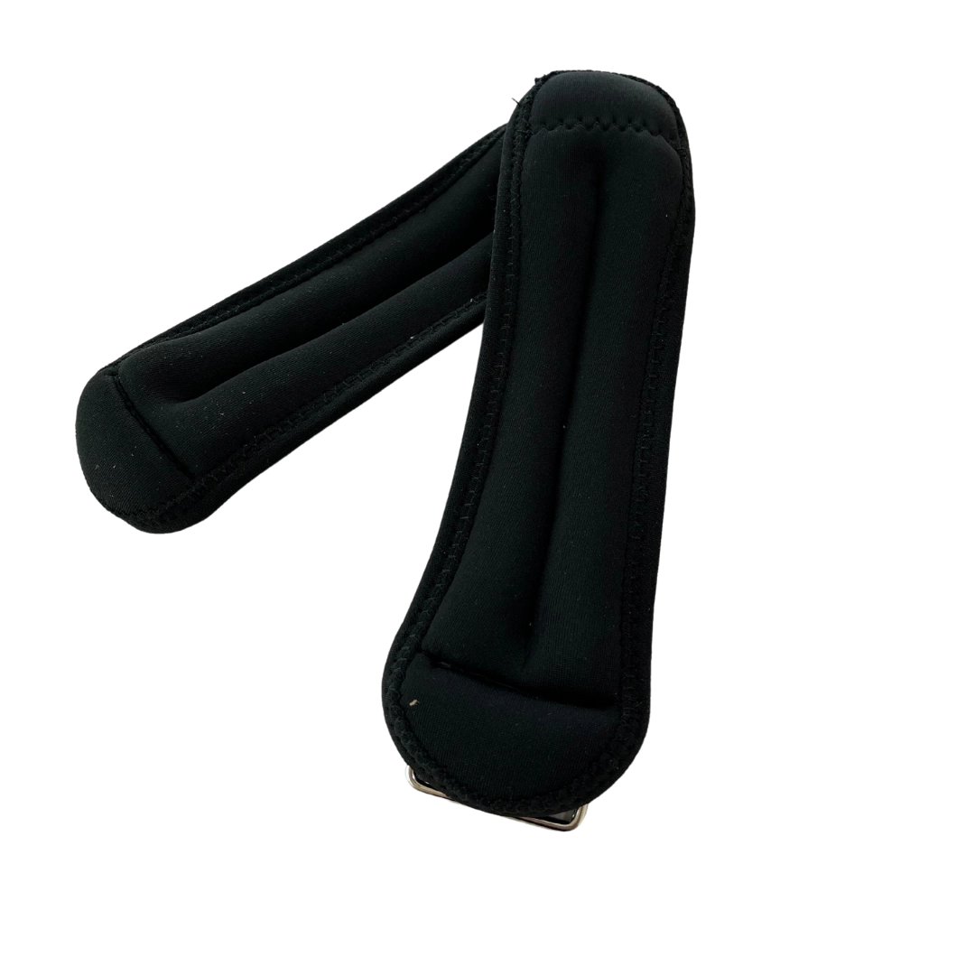 KEEN OPTION Crni Tegovi za zglob 0.5KG (Par) KEEN OPTION Crni Tegovi za zglob 0.5KG (Par)