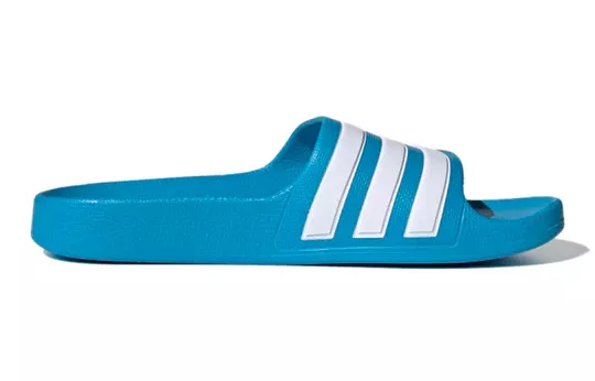 ADILETTE AQUA K